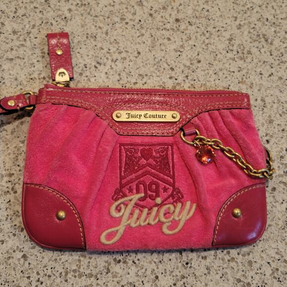Juicy Couture Handbags - Juicy Couture Pink Velour Leather 09 Charge It! Chain Charm Y2K Wristlet Clutch